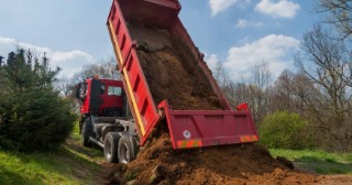 Доставка грунта Троицк, цена от 260 руб./куб.